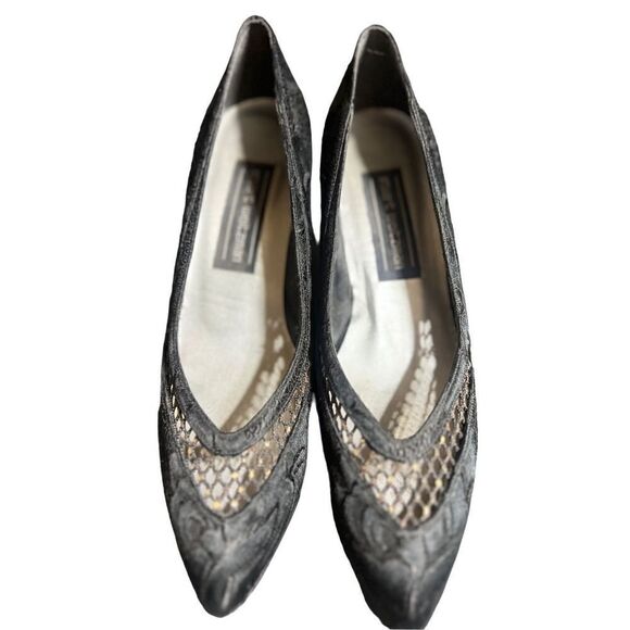 Stuart Weitzman Vintage Black Brocade Satin Pumps Size 8AA - Picture 1 of 4